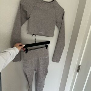 White fox workout set